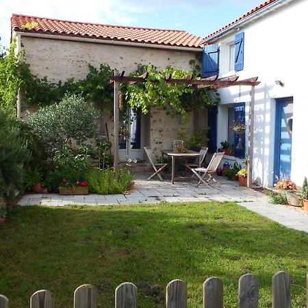 Les Cerisiere Cheffois Exterior foto