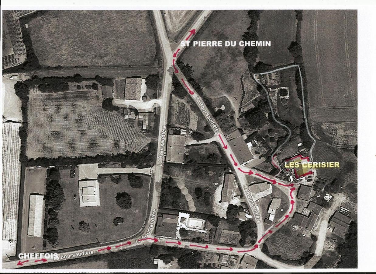 Les Cerisiere Cheffois Exterior foto