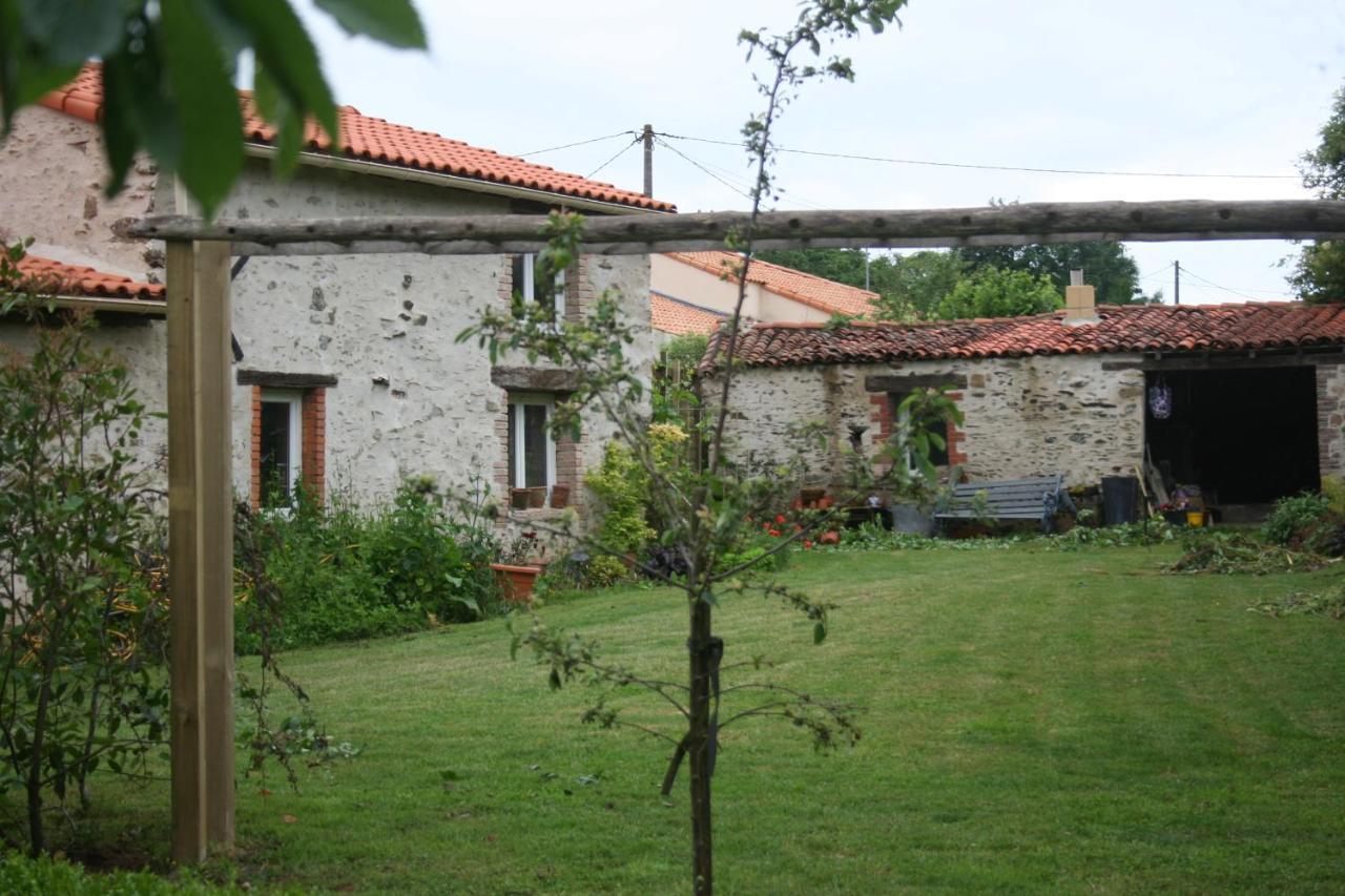Les Cerisiere Cheffois Exterior foto
