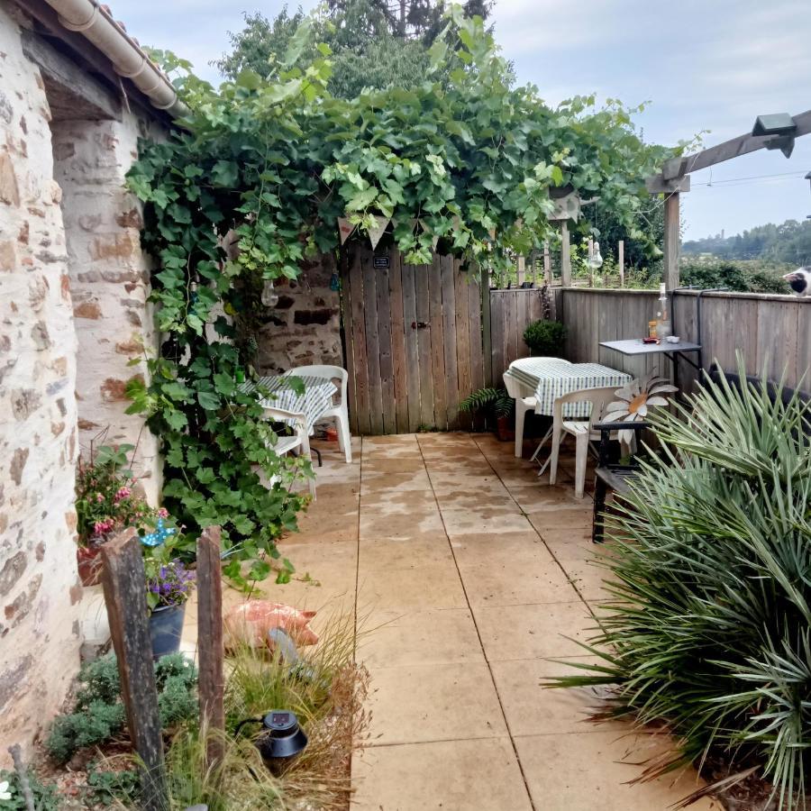 Les Cerisiere Cheffois Exterior foto